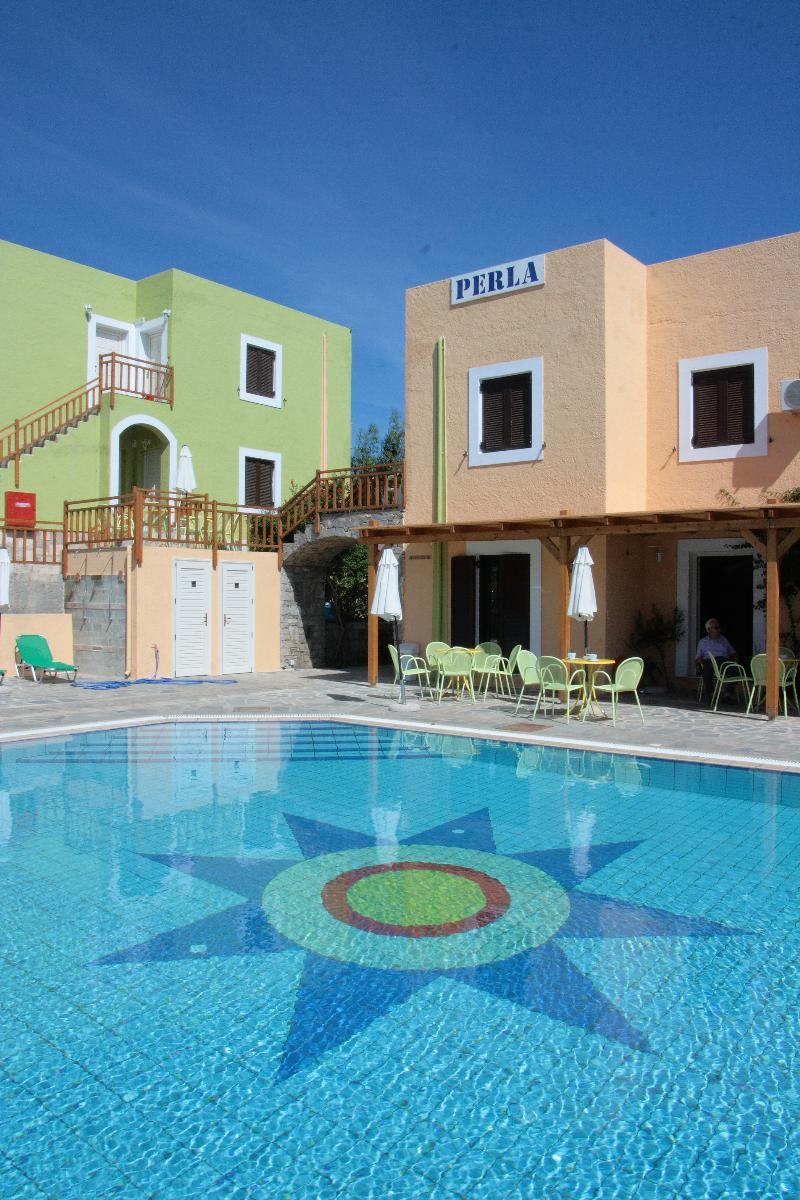Perla Hotel Agia Pelagia  Exterior photo